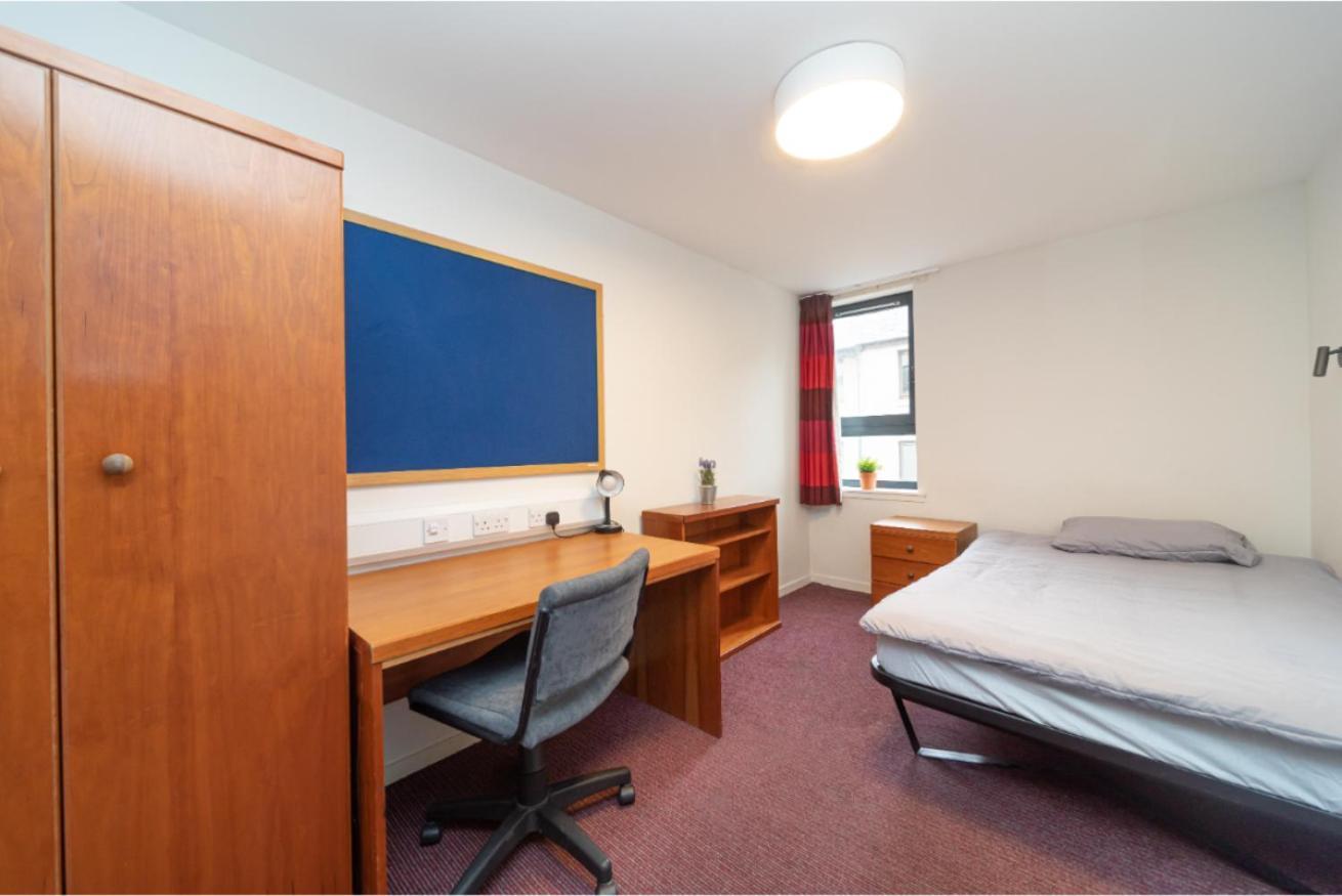 爱丁堡Joivy Affordable 3,4,5 And 12 Bed Private Flats Next To Royal Mile (Adults Only)公寓 外观 照片